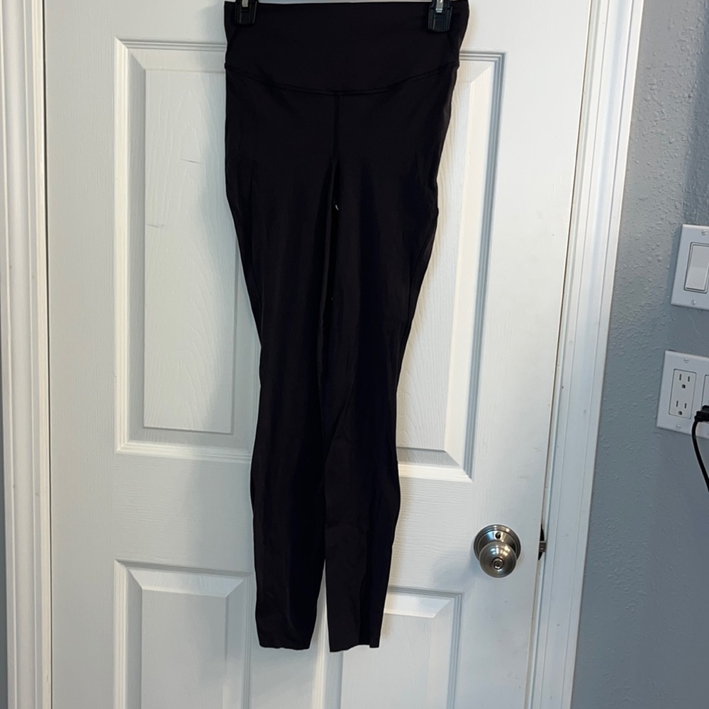 women’s lululemon base pass HR leggings 28 inch inseam